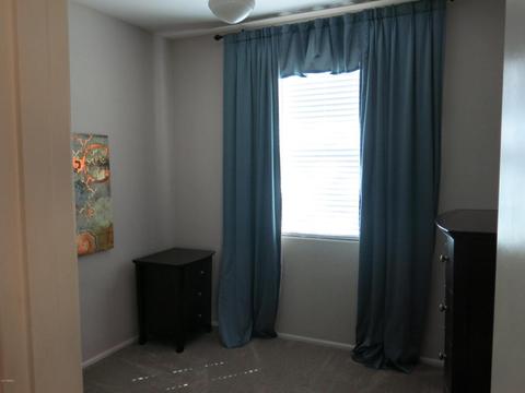 1069 S Hawk Ln, Gilbert, AZ 85296 photo 9