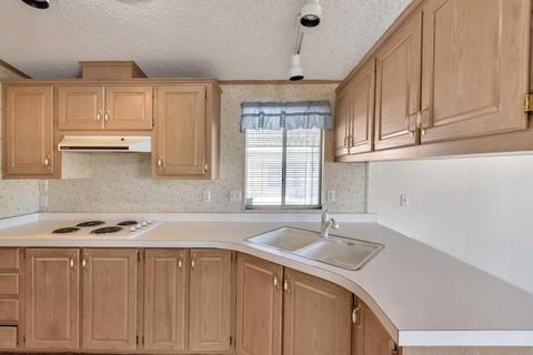 9751 E Flossmoor Ave, Mesa, AZ 85208 photo 6