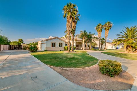 2128 E Maplewood St, Gilbert, AZ 85297 photo 2