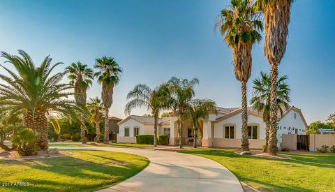 2128 E Maplewood St, Gilbert, AZ 85297 photo 4