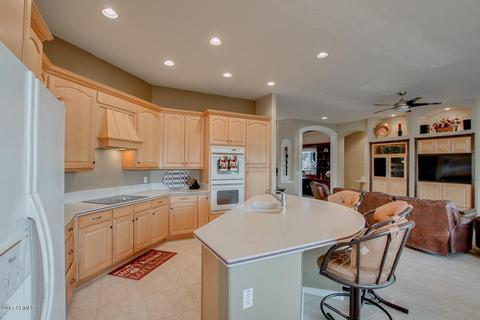 2128 E Maplewood St, Gilbert, AZ 85297 photo 16