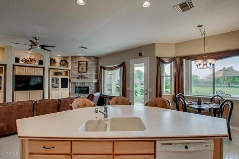 2128 E Maplewood St, Gilbert, AZ 85297 photo 17