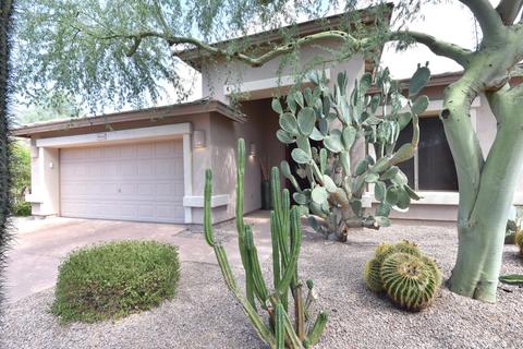 5044 E Robin Ln, Phoenix, AZ 85054 photo 2