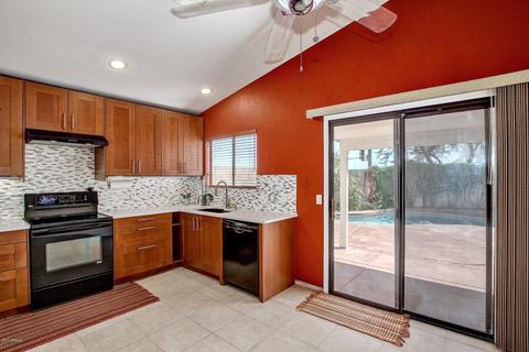 2165 E Crest Ln, Phoenix, AZ 85024 photo 7