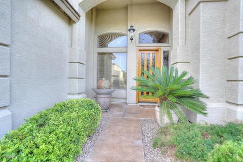 1051 E Tyson Ct, Gilbert, AZ 85295 photo 1