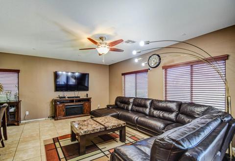 2932 Eleana Ln, Gilbert, AZ 85298 photo 9