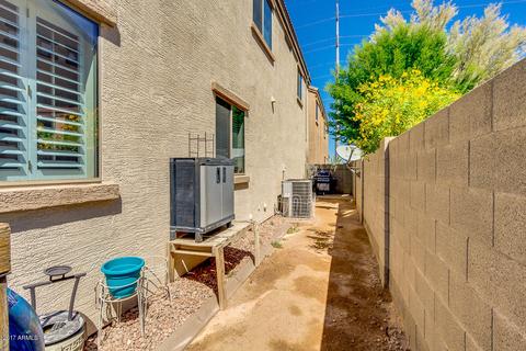1318 E Dunbar Dr, Phoenix, AZ 85042 photo 29