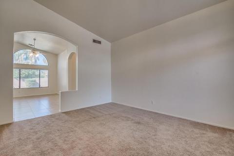 1094 E Jasper Dr, Gilbert, AZ 85296 photo 5
