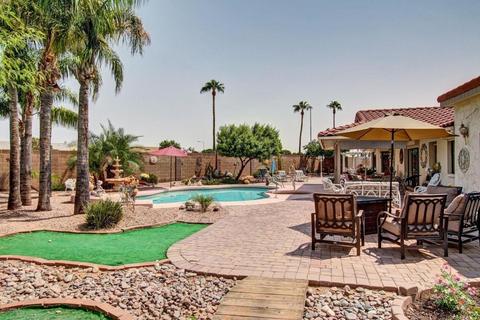 2435 S Honeysuckle Cir, Mesa, AZ 85209 photo 3