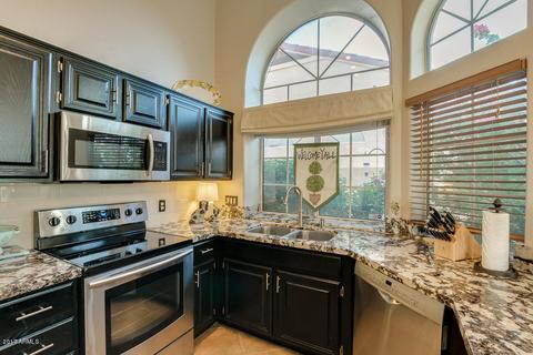 3826 E Tanglewood Dr, Phoenix, AZ 85048 photo 9