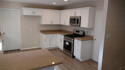 3907 W Davidson Ln, Phoenix, AZ 85051 photo 4