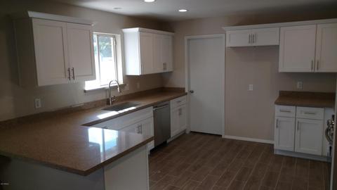 3907 W Davidson Ln, Phoenix, AZ 85051 photo 6