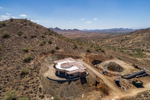 211 E Paint Your Wagon Trl, Phoenix, AZ 85085 photo 6
