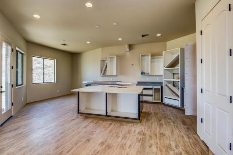 211 E Paint Your Wagon Trl, Phoenix, AZ 85085 photo 13