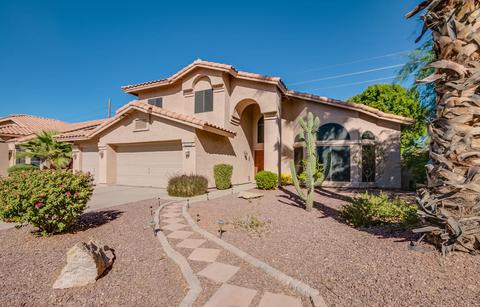 421 S Tiago Dr, Gilbert, AZ 85233 photo 1