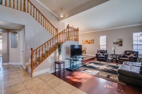 421 S Tiago Dr, Gilbert, AZ 85233 photo 10