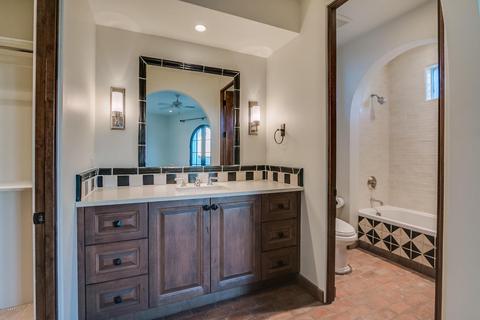4931 E White Gates Dr, Phoenix, AZ 85018 photo 52