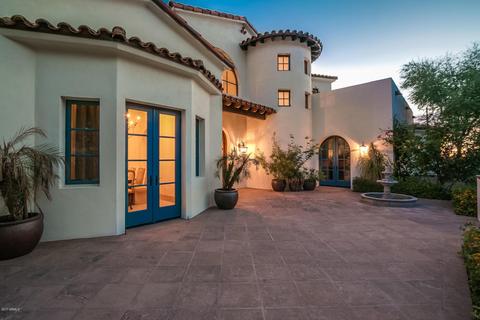 4931 E White Gates Dr, Phoenix, AZ 85018 photo 9