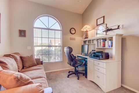 4135 E Cholla Canyon Dr, Phoenix, AZ 85044 photo 8