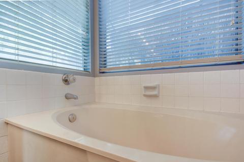 4135 E Cholla Canyon Dr, Phoenix, AZ 85044 photo 40