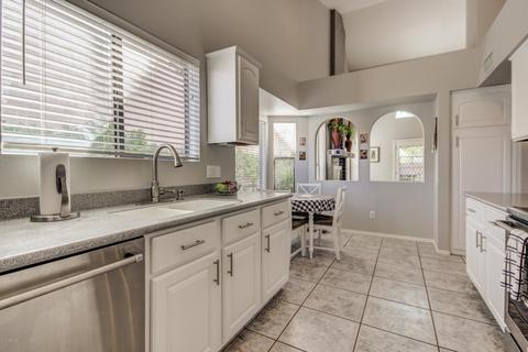 4135 E Cholla Canyon Dr, Phoenix, AZ 85044 photo 20