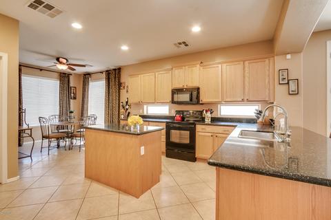 1301 E Azalea Dr, Gilbert, AZ 85298 photo 6