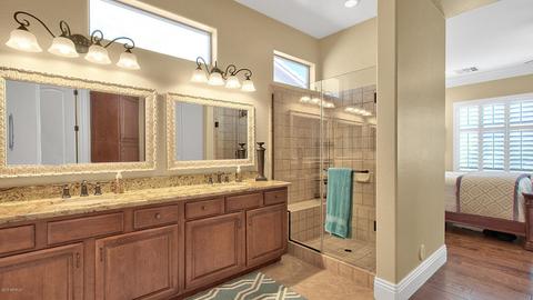 4513 E Carob Dr, Gilbert, AZ 85298 photo 16