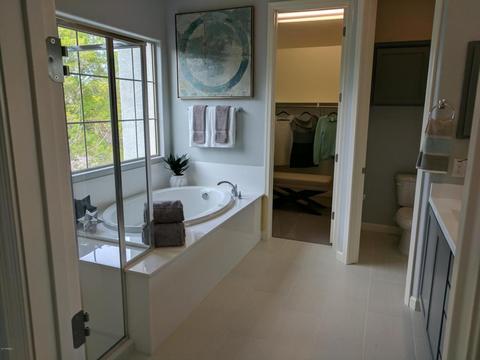 3034 N 33rd Pl, Phoenix, AZ 85018 photo 9