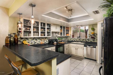 522 E Topeka Dr, Phoenix, AZ 85024 photo 5