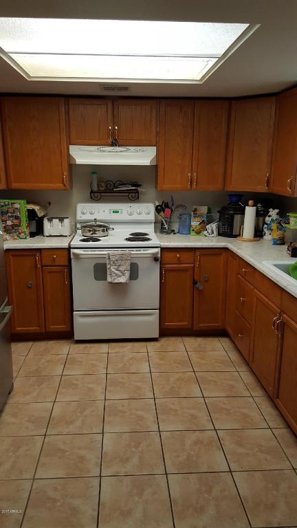 10504 E Boulder Dr, Apache Junction, AZ 85120 photo 2