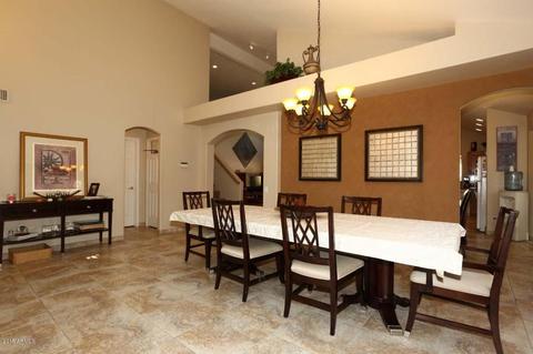 3352 E Wickieup Ln, Phoenix, AZ 85050 photo 8