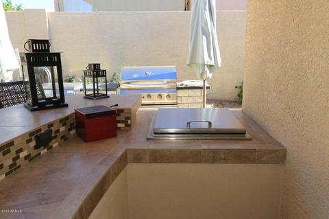3352 E Wickieup Ln, Phoenix, AZ 85050 photo 40