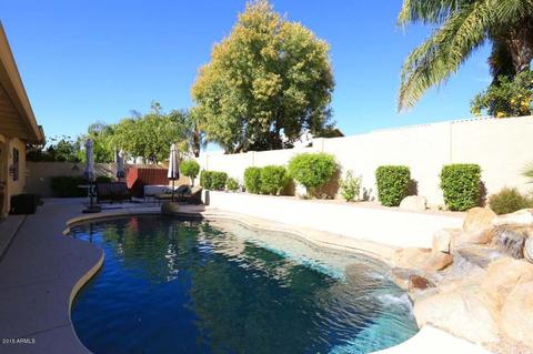 3352 E Wickieup Ln, Phoenix, AZ 85050 photo 35