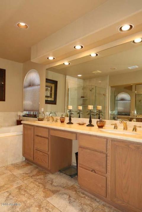 3352 E Wickieup Ln, Phoenix, AZ 85050 photo 28