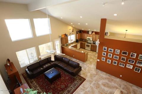 3352 E Wickieup Ln, Phoenix, AZ 85050 photo 12
