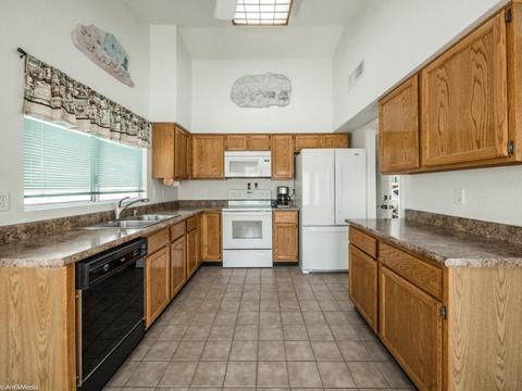 4449 E Towne Ln, Gilbert, AZ 85234 photo 9