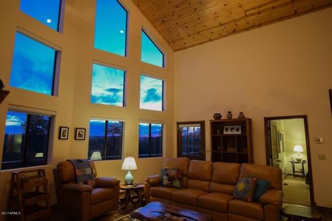 2805 Skyhawk Dr, Overgaard, AZ 85933 photo 6