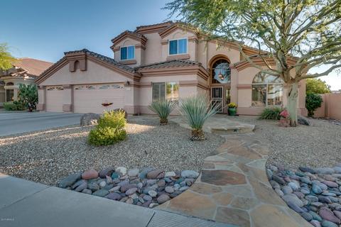 663 W Johnson Dr, Gilbert, AZ 85233 photo 1