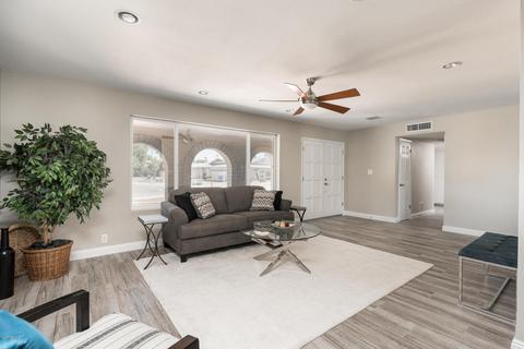 3520 E Sahuaro Dr, Phoenix, AZ 85028 photo 5