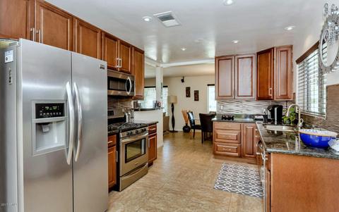 3757 E Clarendon Ave, Phoenix, AZ 85018 photo 13