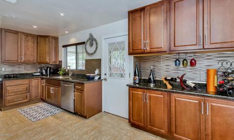 3757 E Clarendon Ave, Phoenix, AZ 85018 photo 14