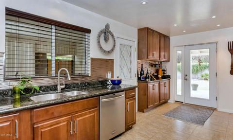 3757 E Clarendon Ave, Phoenix, AZ 85018 photo 15