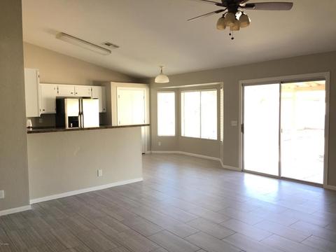 2064 E Stottler Ct, Gilbert, AZ 85296 photo 4