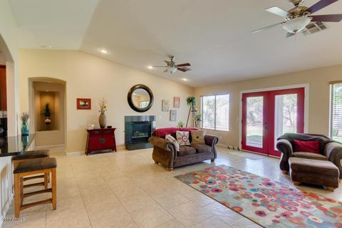 2532 E Pony Ln, Gilbert, AZ 85295 photo 3