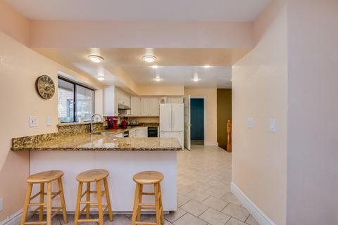 2225 E Vaughn Ave, Gilbert, AZ 85234 photo 16