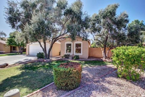 1266 S Riata St, Gilbert, AZ 85296 photo 2