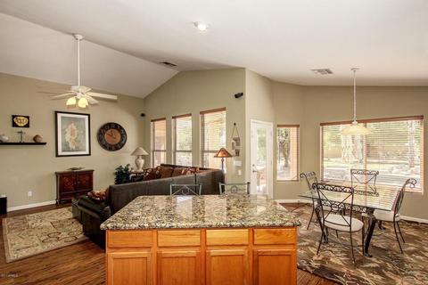 1266 S Riata St, Gilbert, AZ 85296 photo 9