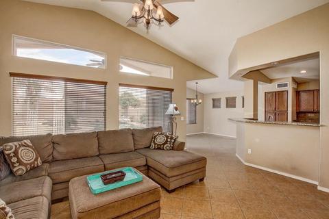 11350 E Des Moines Cir, Mesa, AZ 85207 photo 3