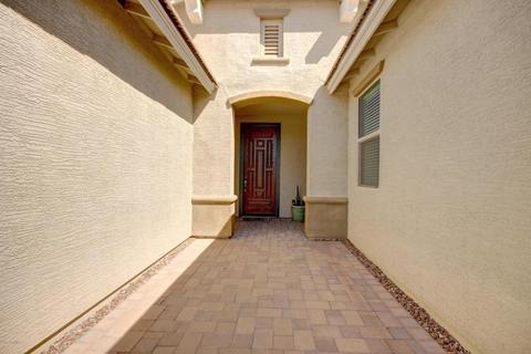 2524 Eleana Ln, Gilbert, AZ 85298 photo 4