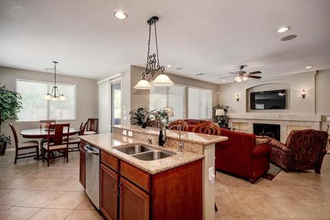 2524 Eleana Ln, Gilbert, AZ 85298 photo 13